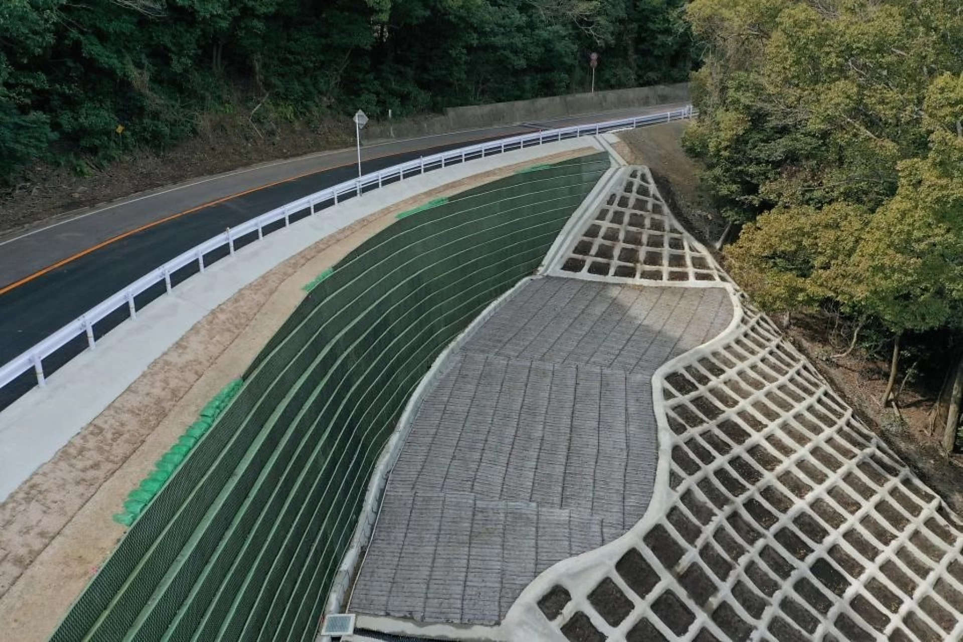 舗装工事の画像